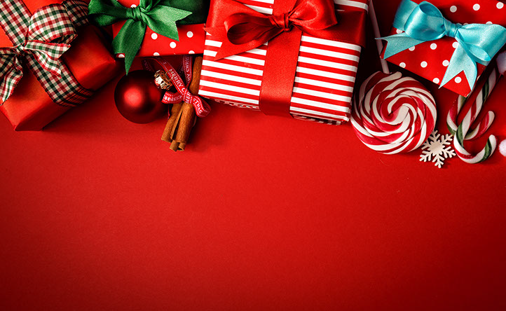 0002 - Presents on red background